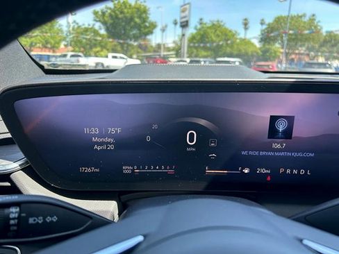 Used 2025 Buick Enclave Preferred FWD image 10