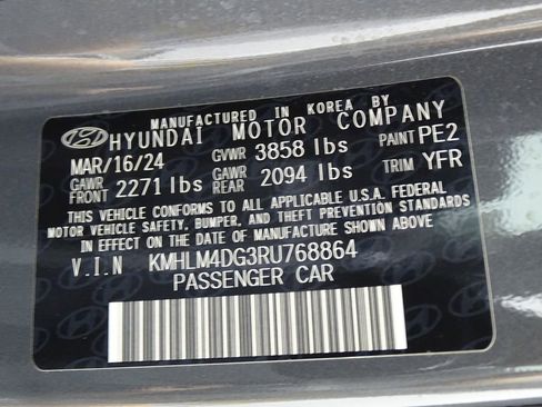 Used 2024 Hyundai Elantra SEL image 19