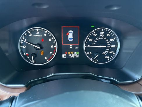 Used 2021 Subaru Outback Touring w/ Popular Package #2 image 23