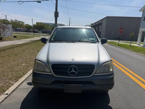 Used 1999 Mercedes-Benz ML 320 4MATIC image 3