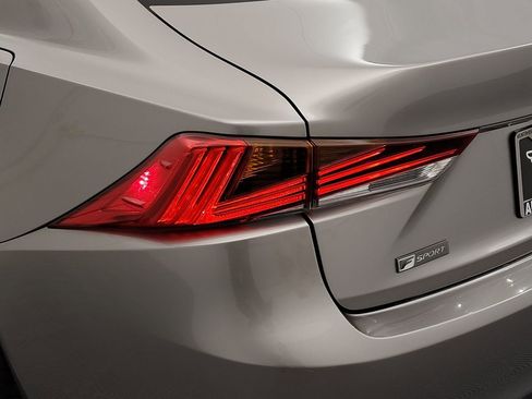 Used 2017 Lexus IS 350 F Sport image 7