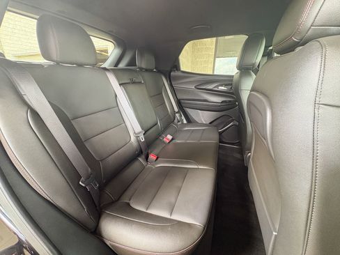 Used 2025 Chevrolet TrailBlazer RS w/ Convenience Package FWD image 29