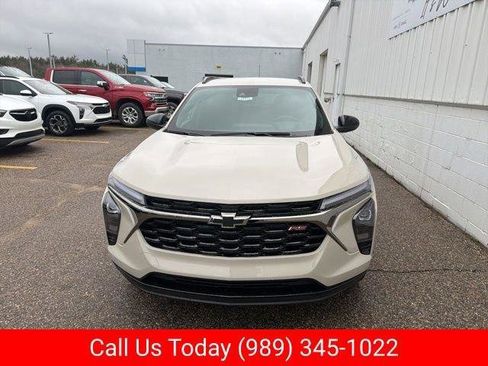 New 2026 Chevrolet Trax RS w/ Driver Confidence Package image 4