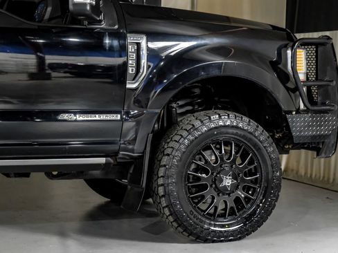 Used 2022 Ford F350 Lariat w/ Lariat Ultimate Package image 8