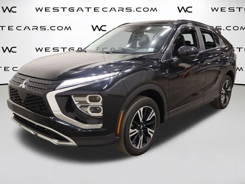 Used 2023 Mitsubishi Eclipse Cross SE image 1