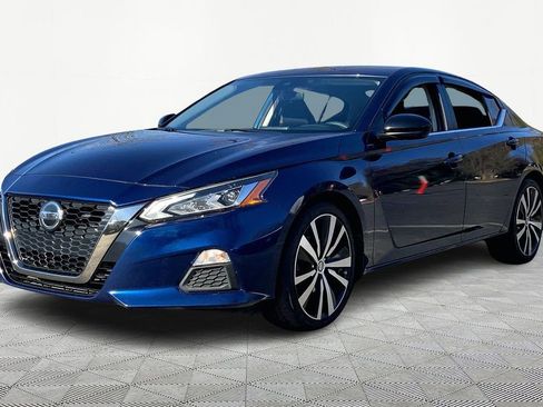Used 2022 Nissan Altima 2.5 SR image 3