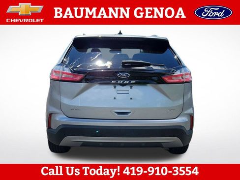 Used 2023 Ford Edge SEL w/ Convenience Package AWD/4WD image 4
