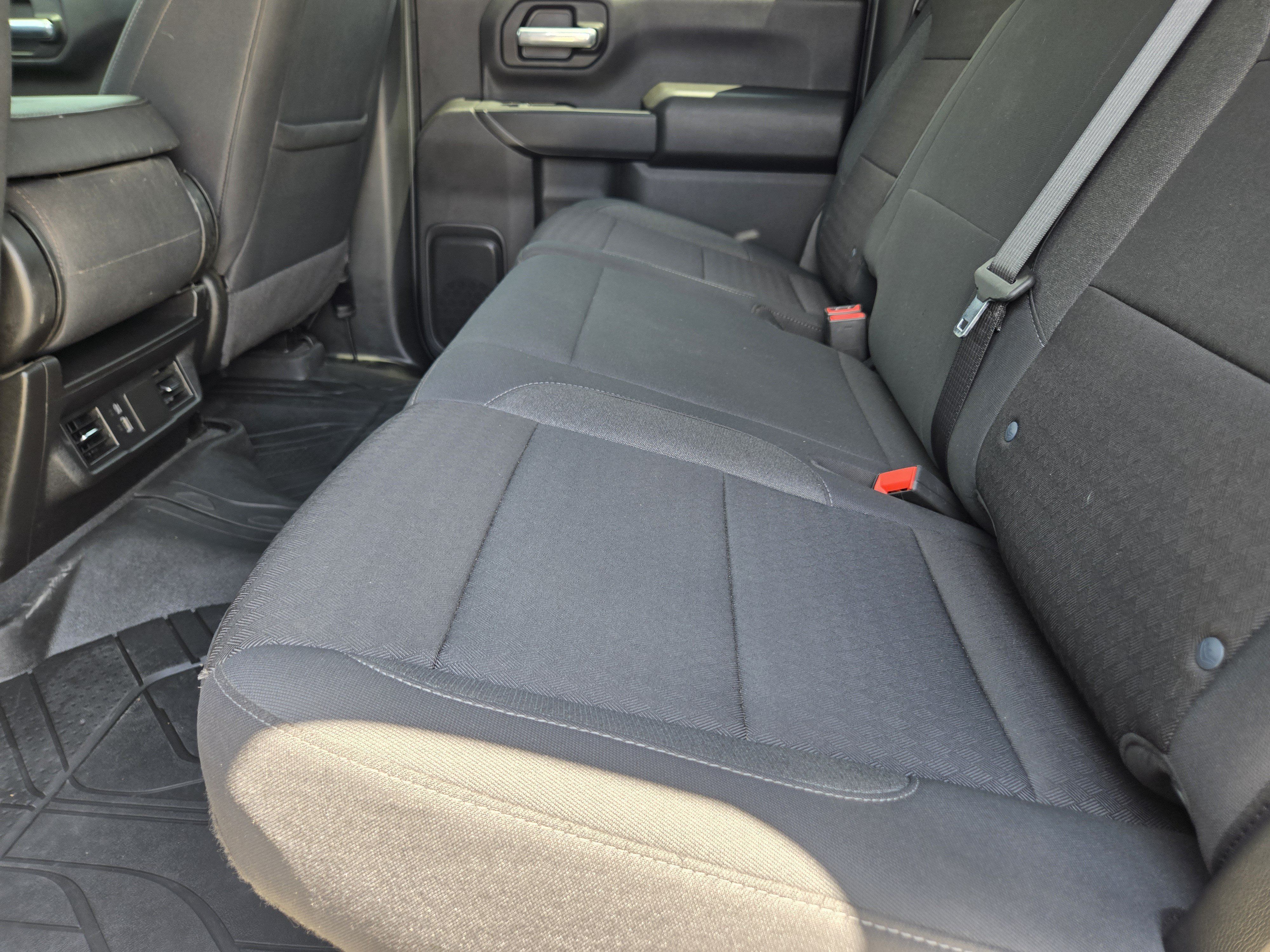 Used 2024 Chevrolet Silverado 2500 Custom w/ Custom Value Package AWD/4WD image 28