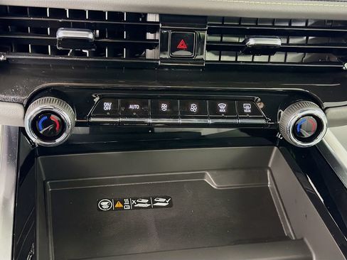 New 2026 Chevrolet Tahoe Premier AWD/4WD image 16