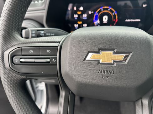 New 2026 Chevrolet Colorado W/T w/ WT Custom Package AWD/4WD image 26