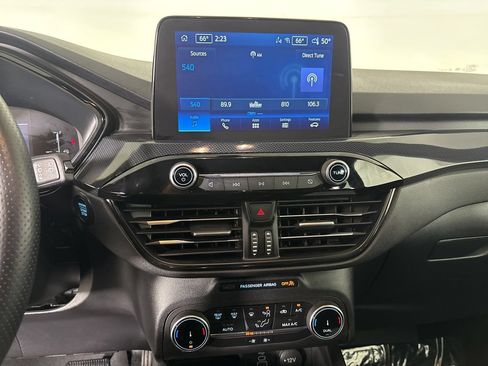 Used 2025 Ford Escape ST-Line FWD image 18