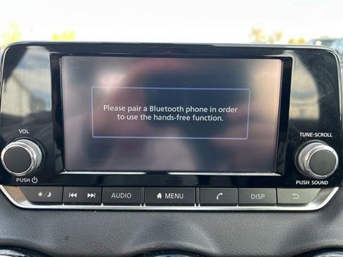 Used 2024 Nissan Sentra S image 24