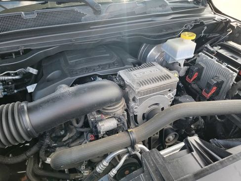 Used 2021 RAM 1500 Big Horn AWD/4WD image 35