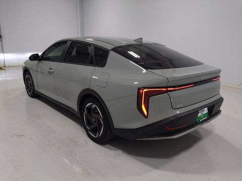 Used 2025 Kia K4 EX FWD image 5