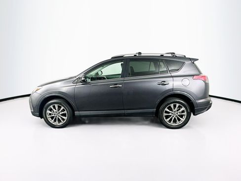 Used 2017 Toyota RAV4 Platinum w/ Cargo Management Package FWD image 4