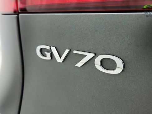Used 2024 Genesis GV70 3.5T Sport w/ Sport Prestige Package AWD/4WD image 17