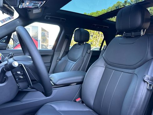 New 2026 Land Rover Range Rover Sport SE image 6