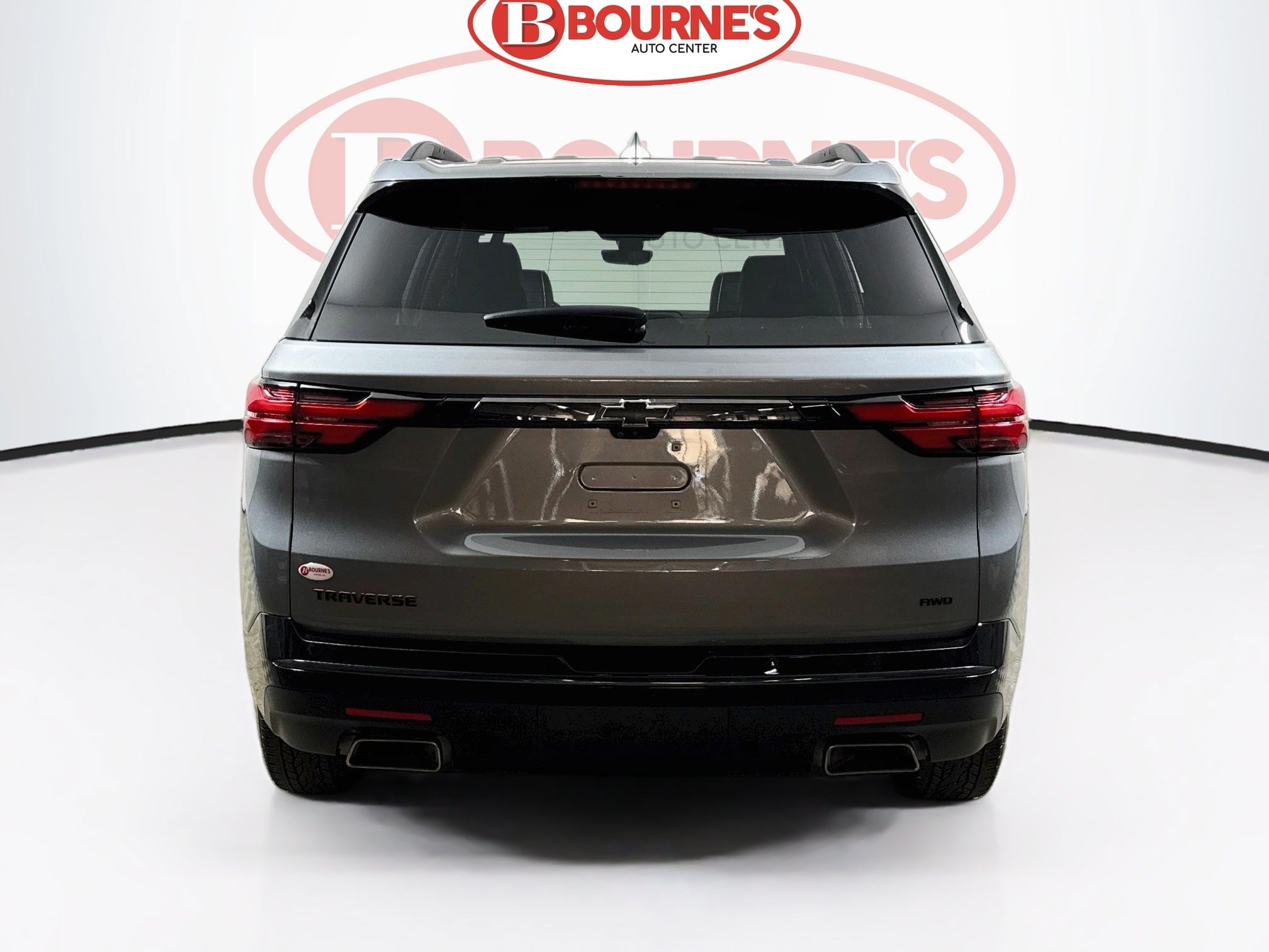Used 2023 Chevrolet Traverse Premier w/ Redline Edition AWD/4WD image 11