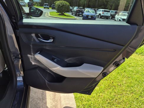 Used 2025 Honda Accord SE image 22