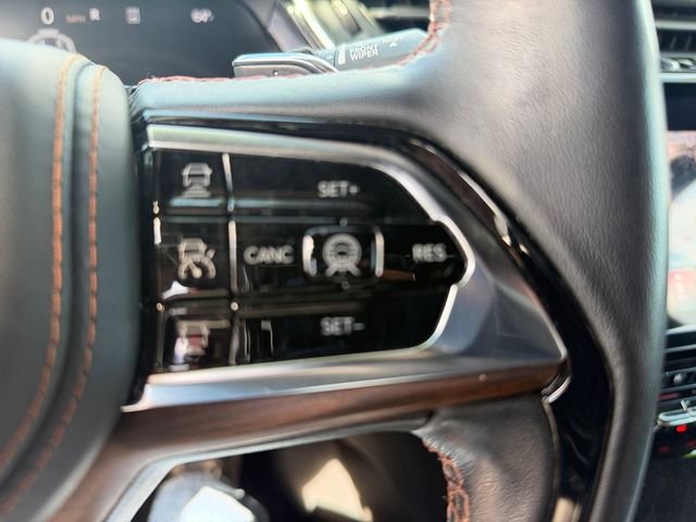 Used 2023 Jeep Grand Cherokee Summit w/ Adv Protech Group IV AWD/4WD image 22
