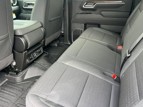 New 2026 GMC Sierra 2500 SLE AWD/4WD image 9