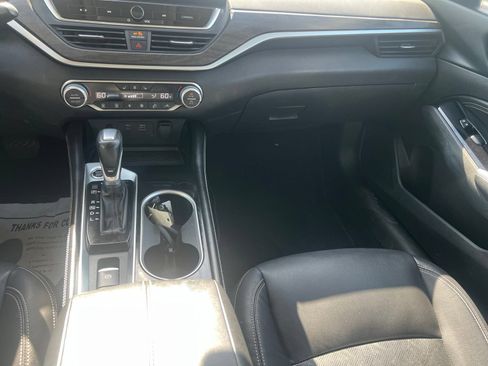 Used 2023 Nissan Altima 2.5 SL FWD image 33