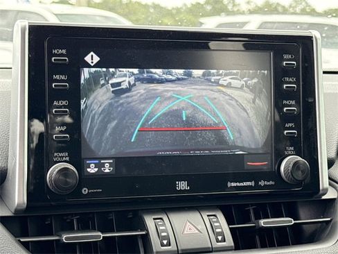 Used 2020 Toyota RAV4 Limited image 26