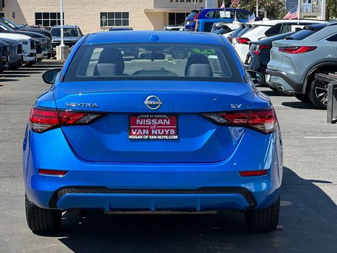 Used 2024 Nissan Sentra SV FWD image 6