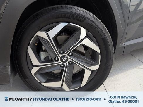 Certified 2022 Hyundai Tucson Limited w/ Cargo Package AWD/4WD image 16