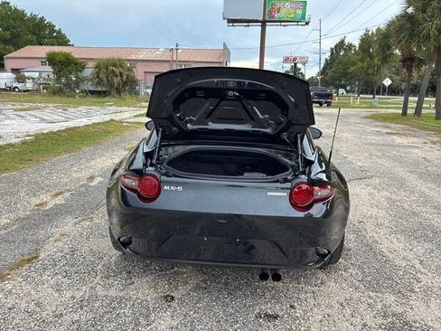Used 2021 MAZDA MX-5 Miata RF Grand Touring RWD image 28