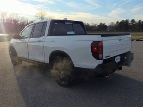 New 2026 Honda Ridgeline Black Edition image 6