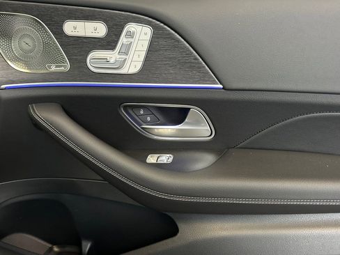 New 2026 Mercedes-Benz GLS 450 4MATIC image 33