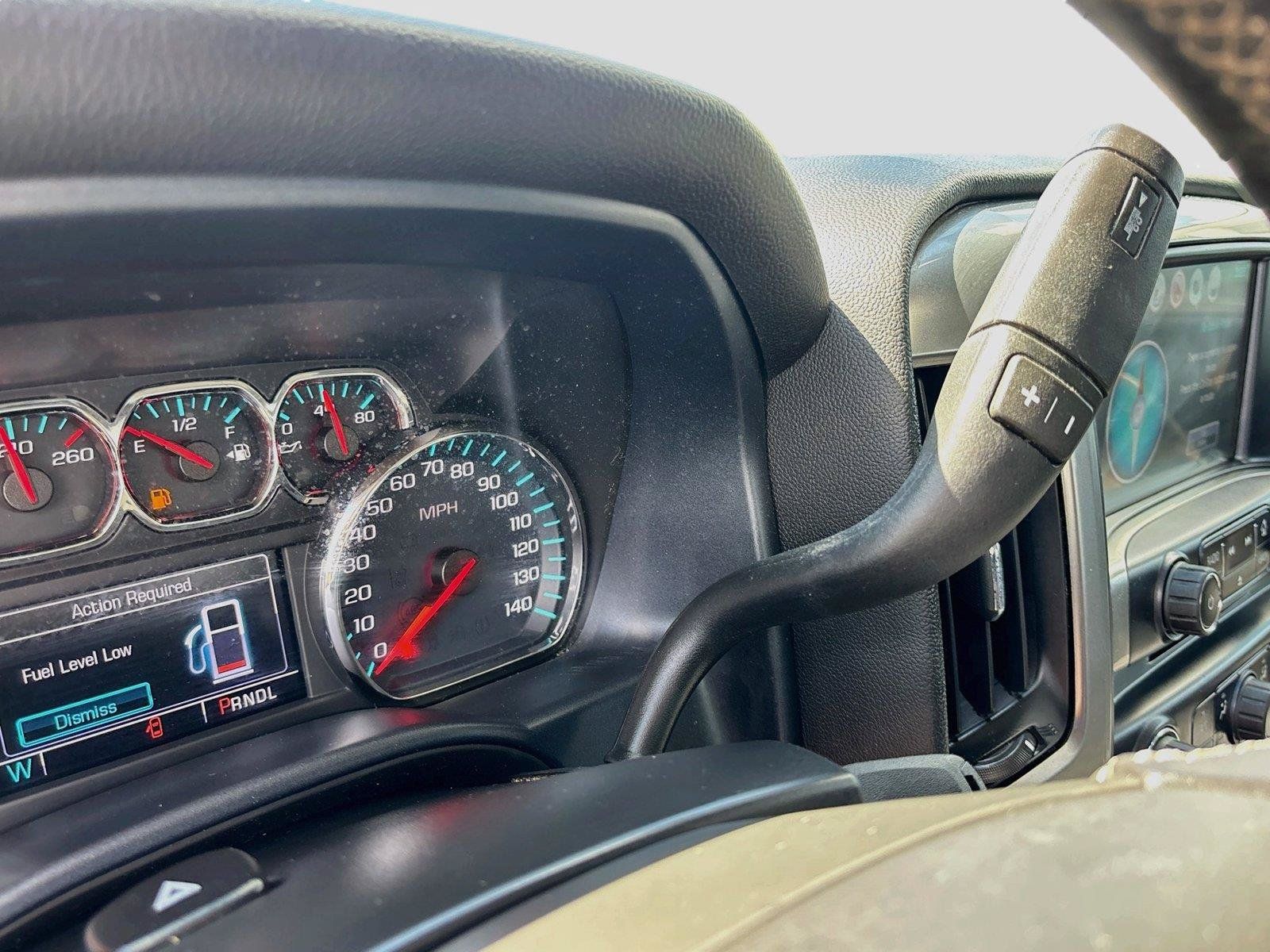Used 2017 Chevrolet Silverado 1500 LT w/ LT Convenience Package RWD image 16