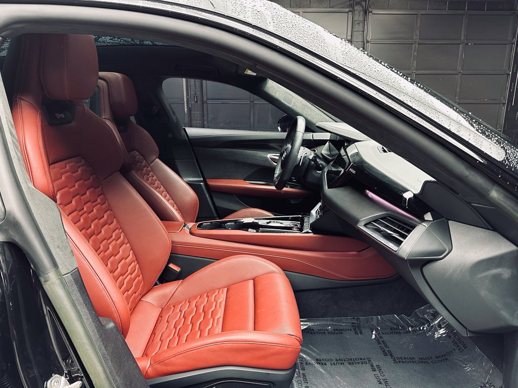 Used 2023 Audi RS e-tron GT w/ Carbon Performance Package AWD/4WD image 17