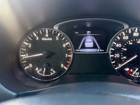 Used 2018 Nissan Altima 2.5 SR w/ SR Midnight Edition image 17