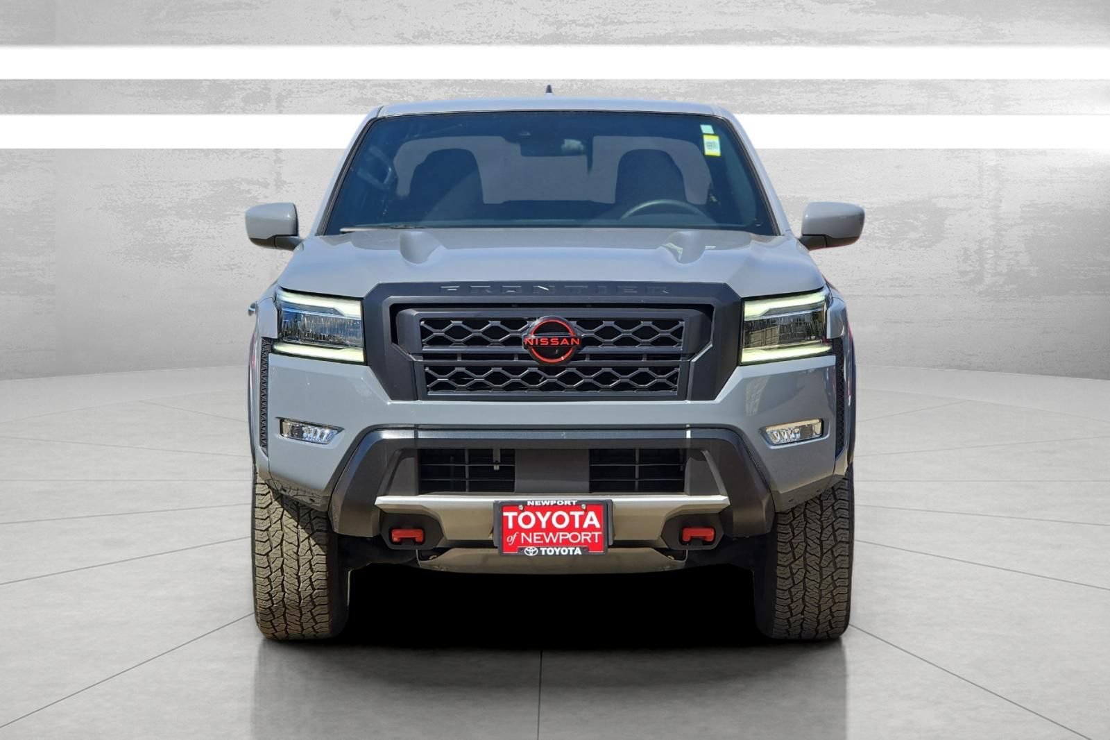 Used 2024 Nissan Frontier PRO-4X w/ Technology Package AWD/4WD image 6