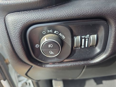 Used 2024 RAM 2500 Laramie w/ Safety Group image 24