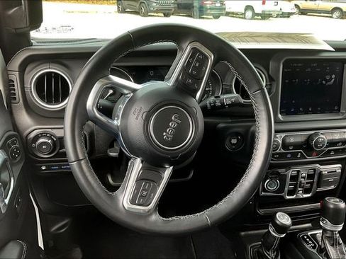 Used 2021 Jeep Wrangler Unlimited Sahara image 13