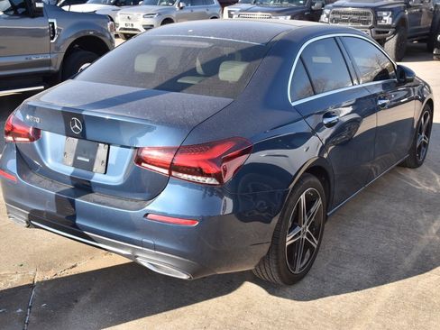 Used 2022 Mercedes-Benz A 220 image 7