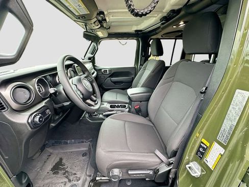 Used 2023 Jeep Wrangler Willys image 19