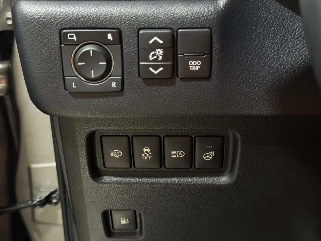 Certified 2023 Lexus GX 460 Premium w/ Premium Plus Package AWD/4WD image 20