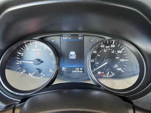 Used 2022 Nissan Rogue Sport S image 31