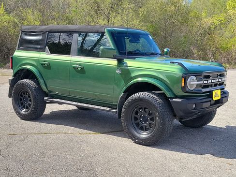 Used 2023 Ford Bronco Outer Banks AWD/4WD image 3