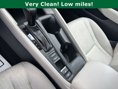 Used 2023 Honda Accord EX image 31