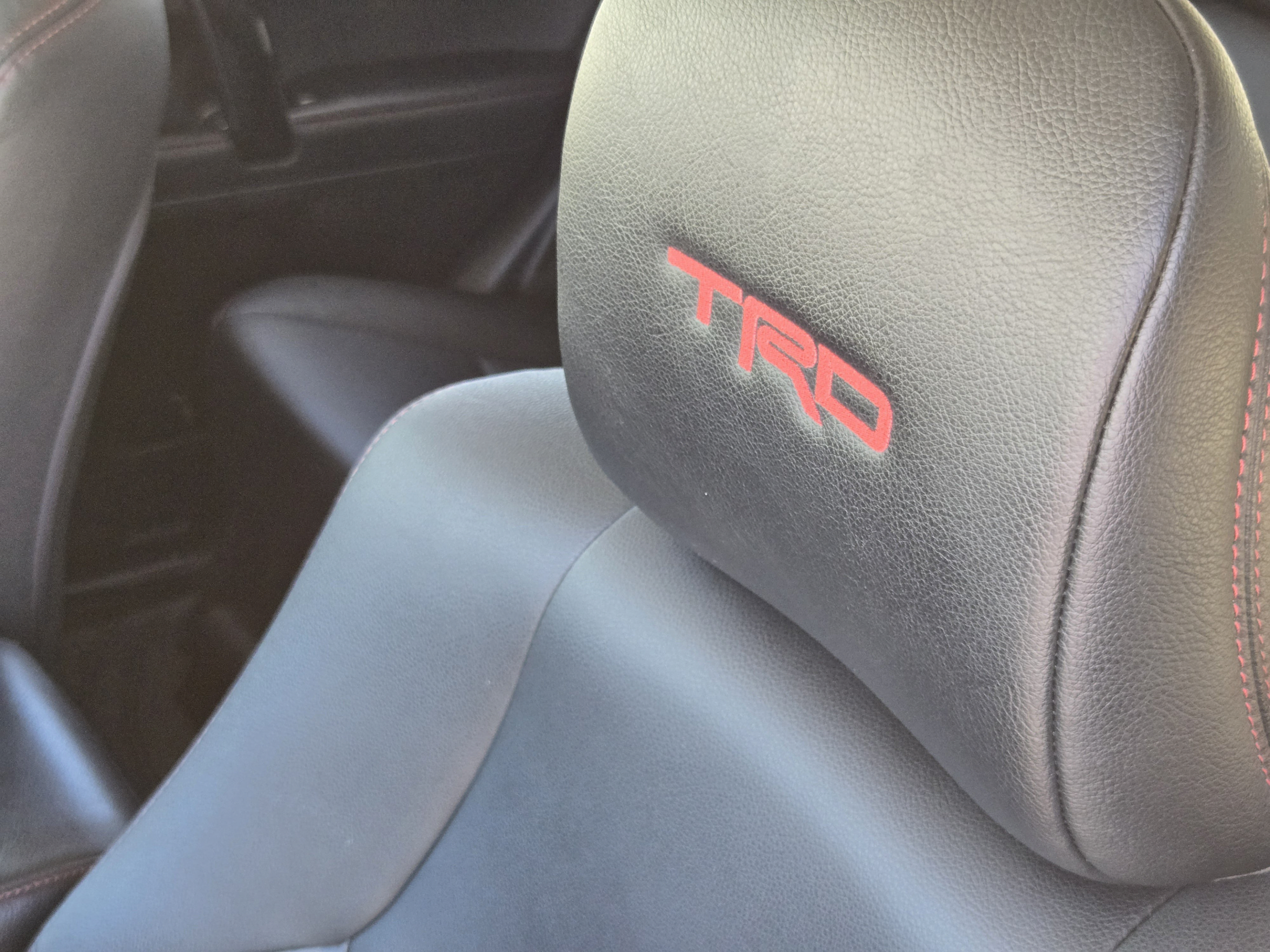 Used 2022 Toyota 4Runner TRD Off-Road Premium AWD/4WD image 11