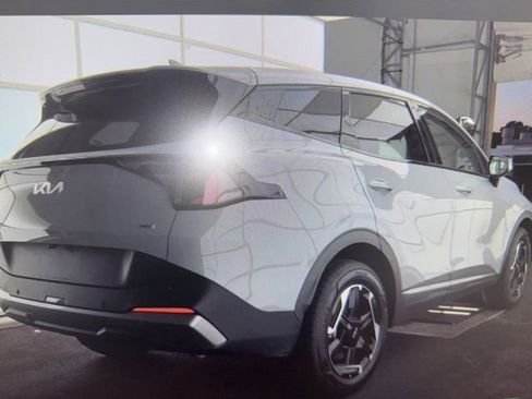 Certified 2026 Kia Sportage S AWD/4WD image 4