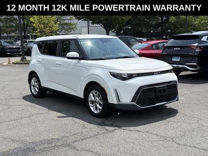Used 2023 Kia Soul LX w/ LX Technology Package