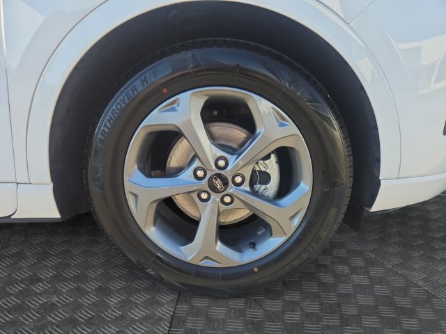 Used 2023 Ford Escape ST-Line w/ Tech Pack #1 FWD image 36