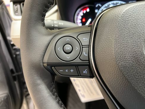 New 2025 Toyota RAV4 XLE w/ Convenience Package image 18