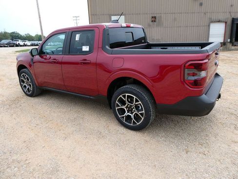 New 2026 Ford Maverick Lariat w/ 4K Tow Package AWD/4WD image 7